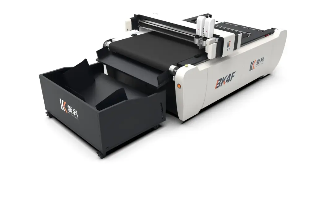 iEcho Режеща маса BK4F-1312